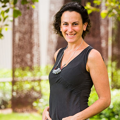 Melanie Schwartz